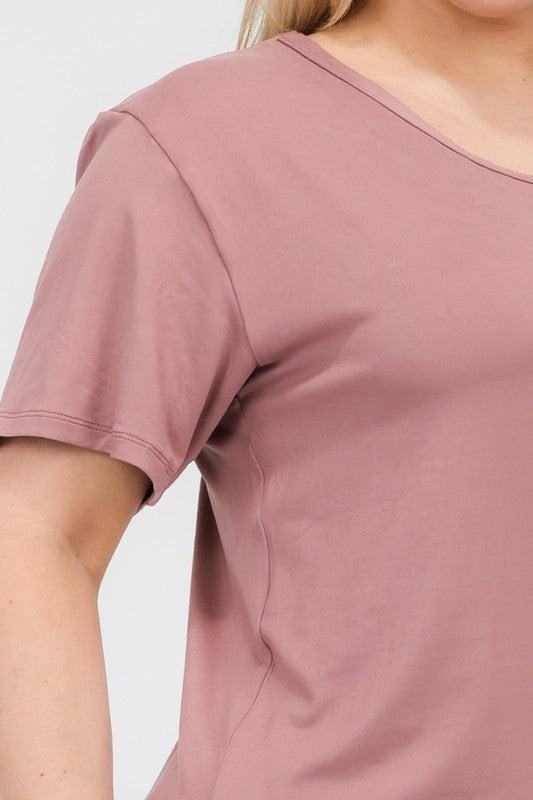 Plus Size Basic Short Sleeve T-shirt*