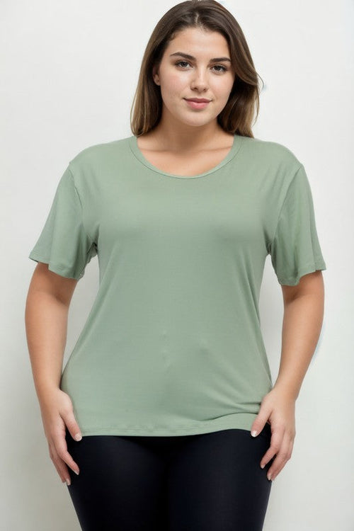 Plus Size Basic Short Sleeve T-shirt*