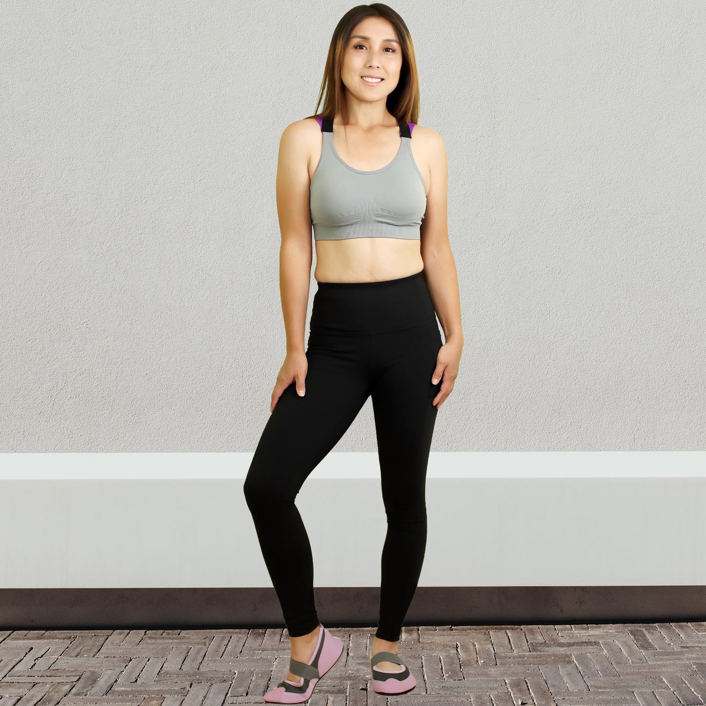 SOBEYO Sports Bra Padded Elastic Straps Cross Back Gray*