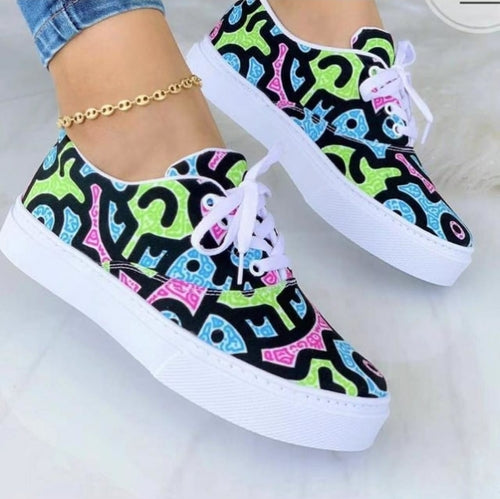 2022 Fashion Graffiti Women Sneakers Trainers Shoes *