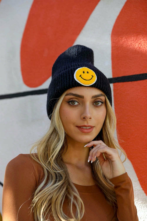 Smiley Face Ribbed Beanie π*