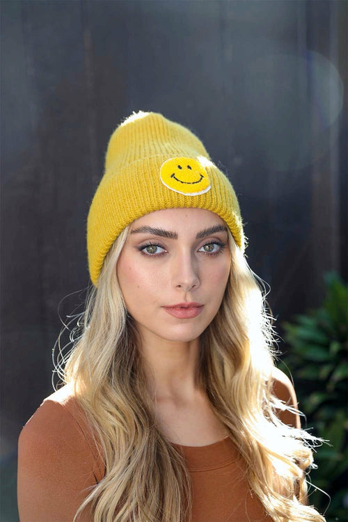 Smiley Face Ribbed Beanie π*