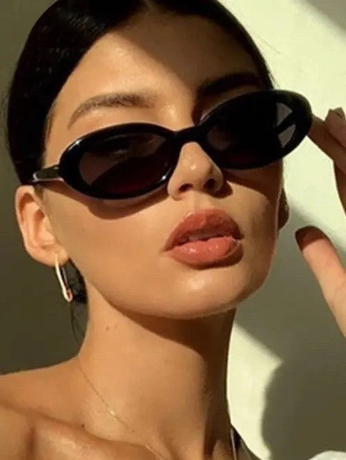 Retro Oval Cat-Eye Sunglasses *